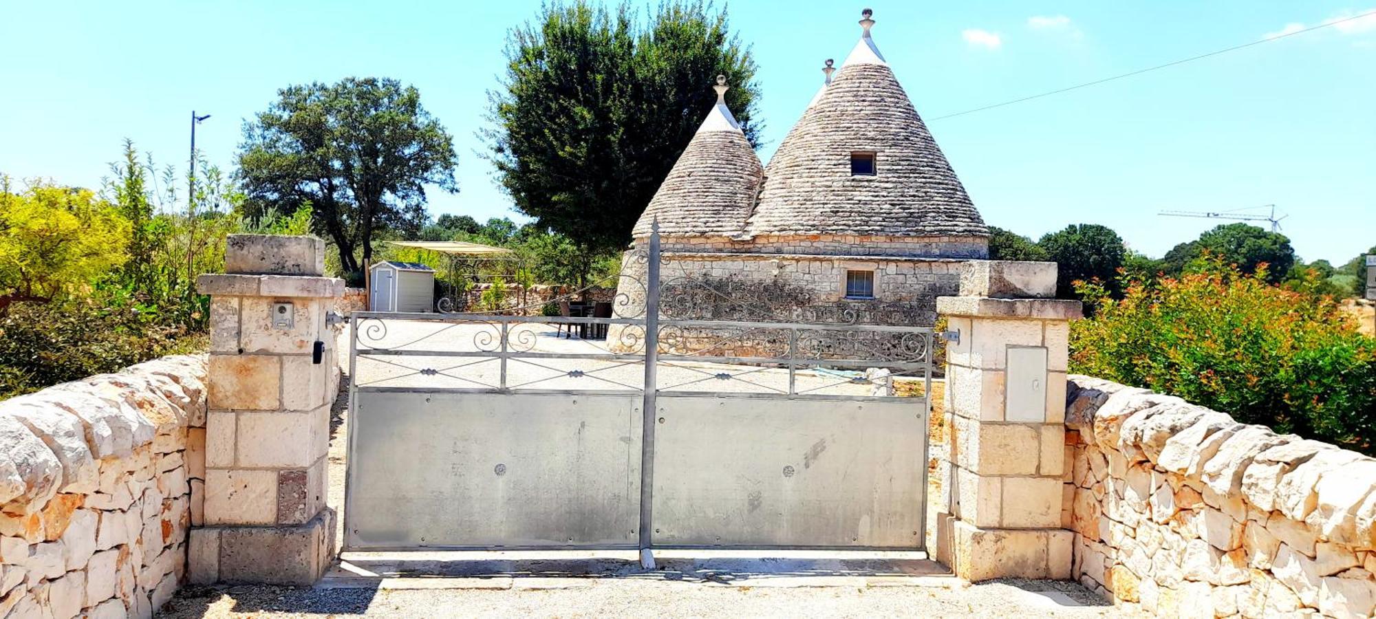 Trullo Roverella Locorotondo Exterior photo