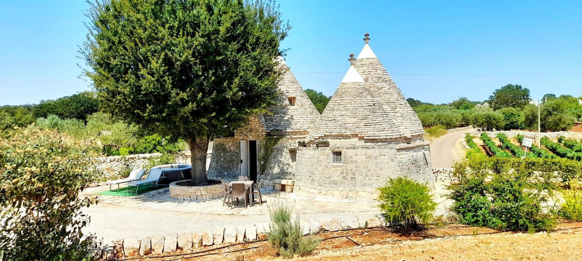 Trullo Roverella Locorotondo Exterior photo